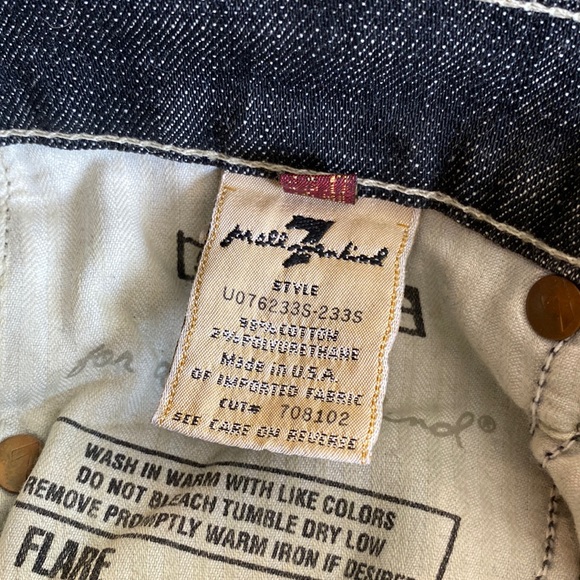 7for all mankind ladies jeans in size 27. Faded black distressed denim-Flare leg - Picture 6 of 12